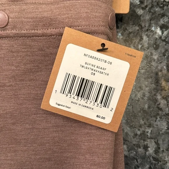 The North Face mauve supine scarf NWT - Picture 2 of 3